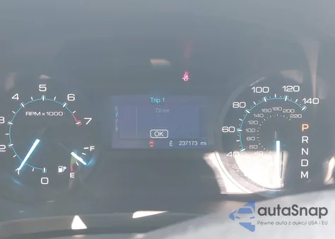 2015 Ford Explorer z USA, uszkodzony, nr VIN 1FM5K8B85FGB02570